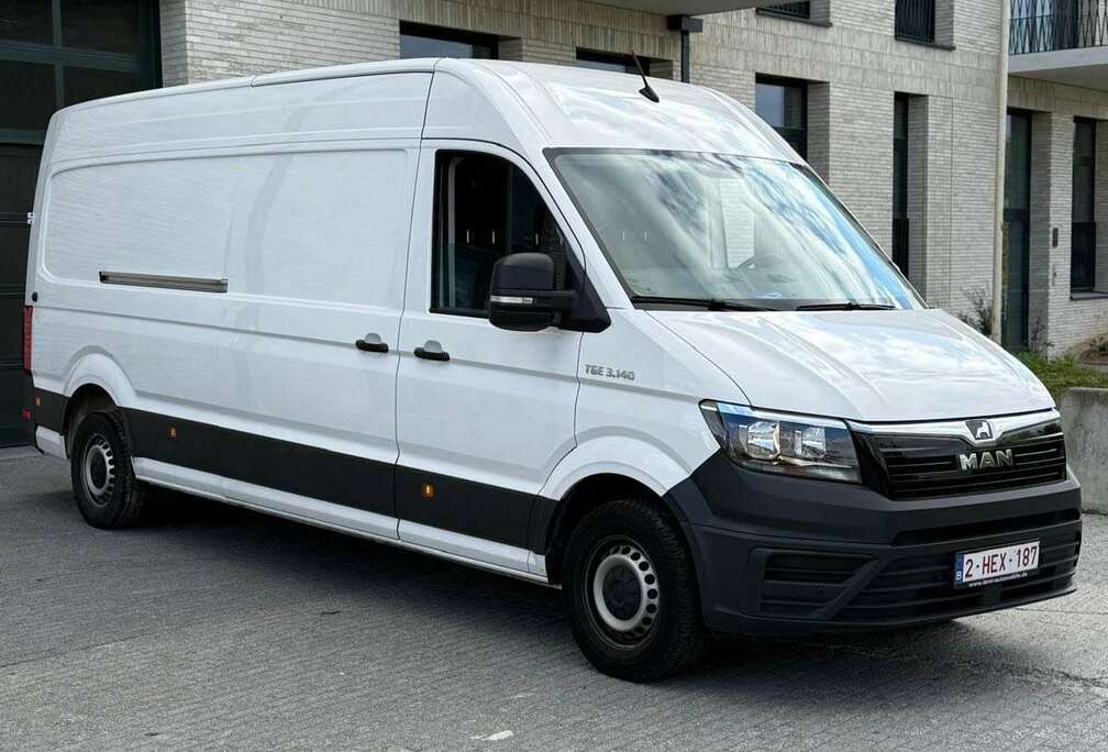 FOURGON 2140 3.0T TOIT SURELEVE