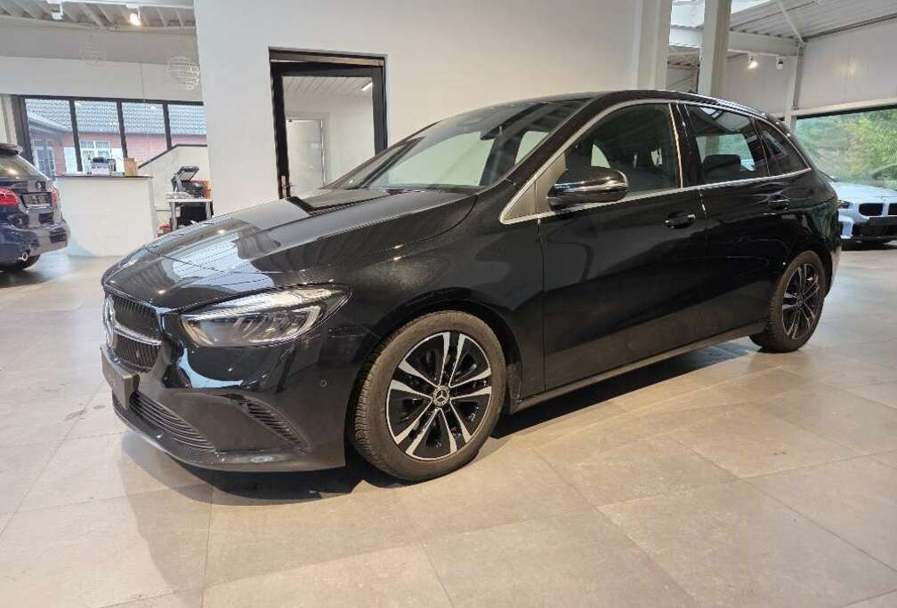 Mercedes-Benz B 180 Business Line