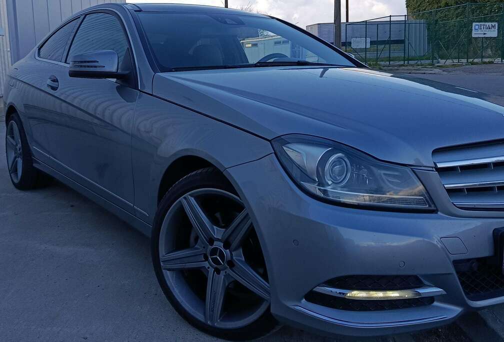 Mercedes-Benz C 220 CDI BE Coupé
