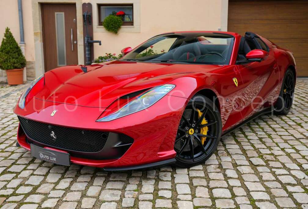 Ferrari GTS ROSSO MAGMA/EXTENDED WARRANTY/360/PASS. DISPL