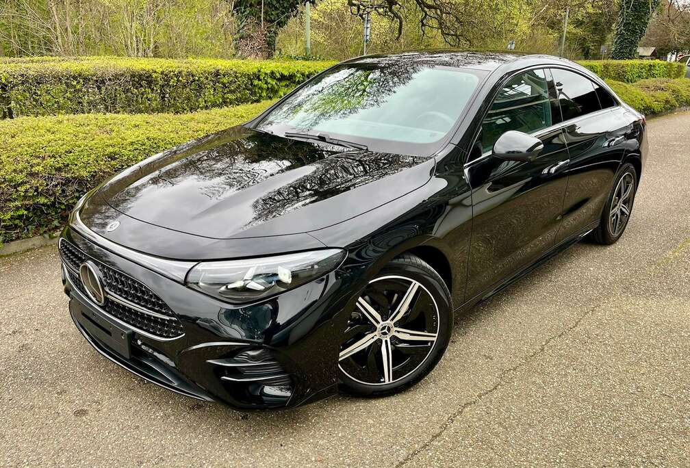 Mercedes-Benz CLA 180 \