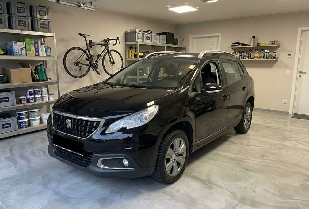 Peugeot 2008 1.2i PureTech Active