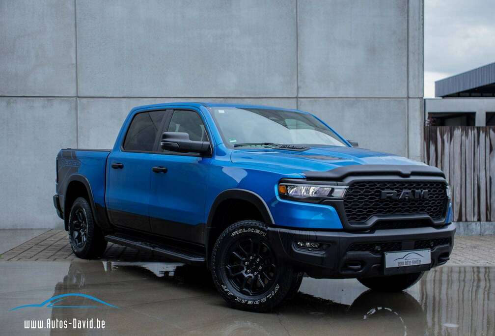 Dodge 1500 Rebel 4X4 425PK / LICHTE VRACHT / BTW AFTREKBAAR / CAMERA / APPLE CARPLAY / STUURWIELVERWARMING / LED VERLICHTING
