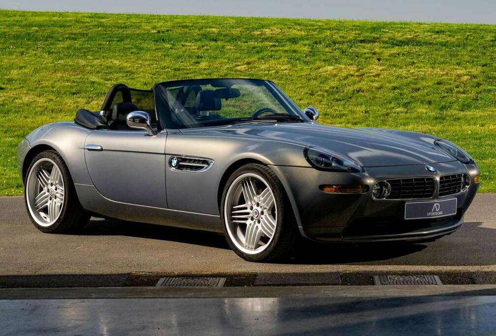 BMW 4.9i V8  Stratus Grau  Hardtop