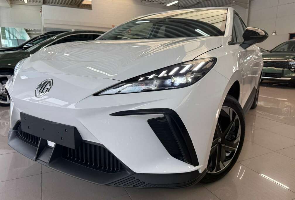 MG EV + GPS/CAMERA/ACC - AUTOSALON DEAL