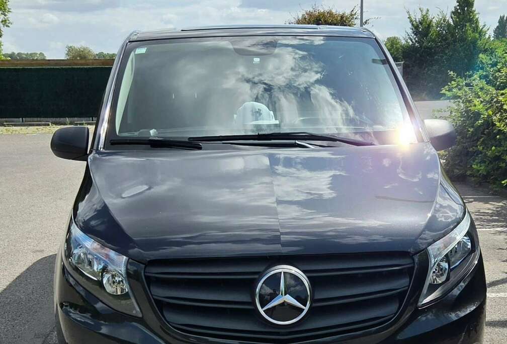 Mercedes-Benz Mercedes-Benz Vito Mixto 2023 – 5 places – boîte a