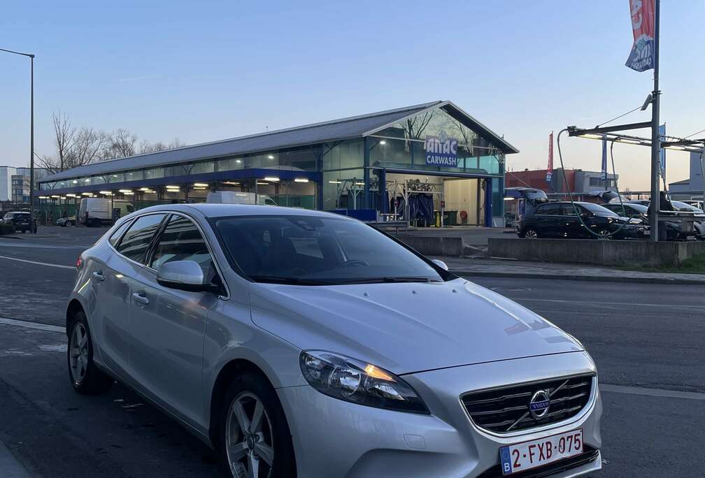 Volvo VERKOCHT! D2 Powershift Summum