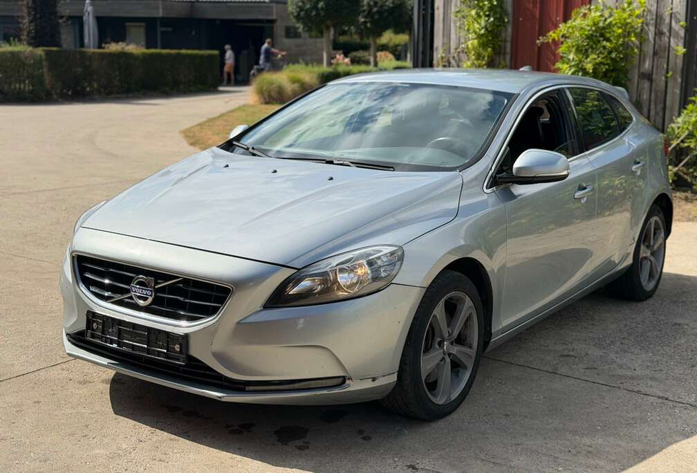Volvo V40 2.0 D3 Summum