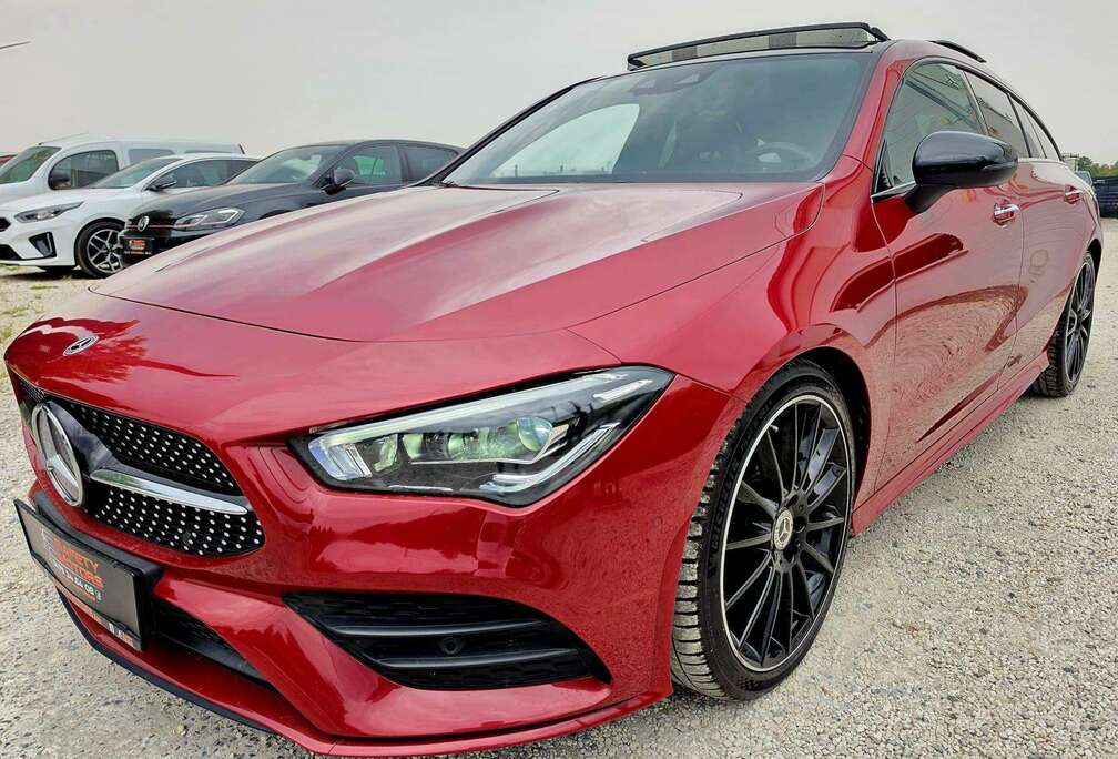 Mercedes-Benz CLA 180 d Full Pack AMG toit pannoramique garantie 12 mois
