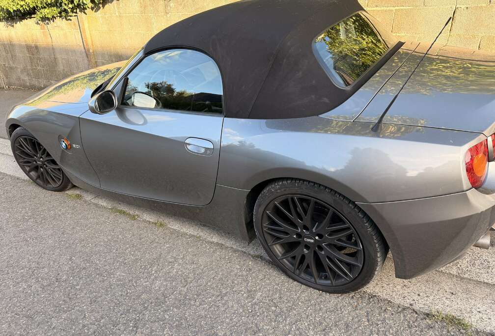 BMW 2.0i 16v. 190.533 KM