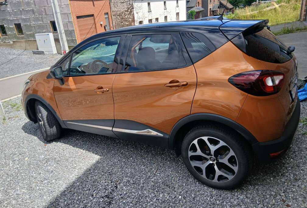 Renault Captur 0.9 TCe Red Edition (EU6c)