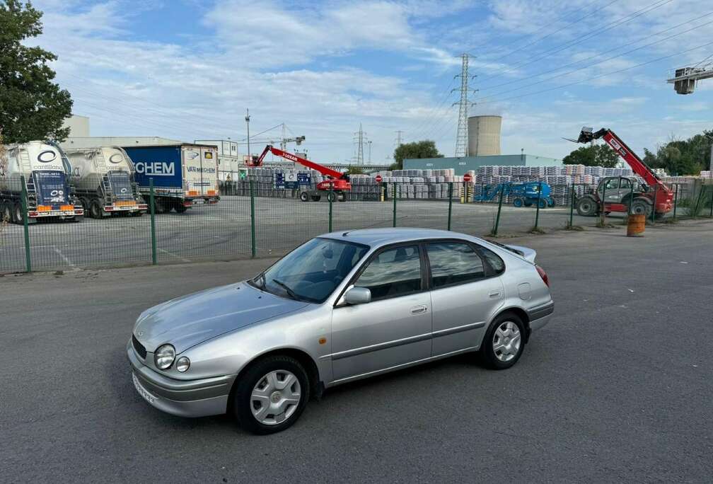 Toyota 1.3i AIRCO BOITE AUTOMATIQUE CLIMATISÉ benoit16