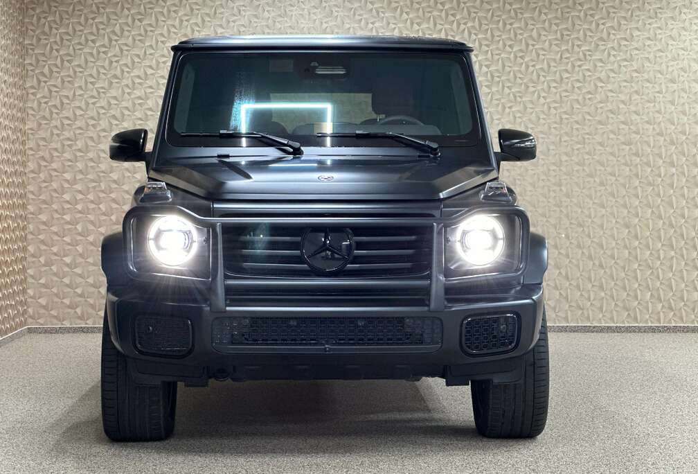 Mercedes-Benz G 550 MATT NIGHT BLACK MAGNO MY25