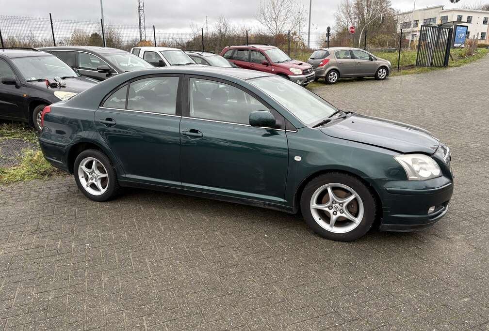 Toyota 1.8 . VVT-i Linéa Sol