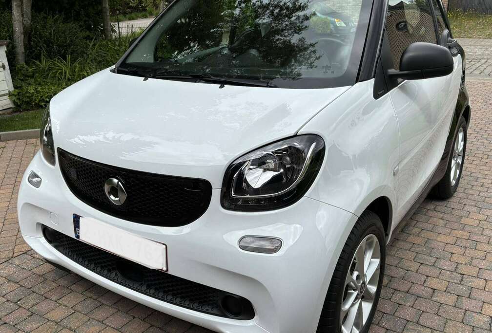 Smart Fortwo Coupé EQ 17.6 kWh Electric Drive Passion