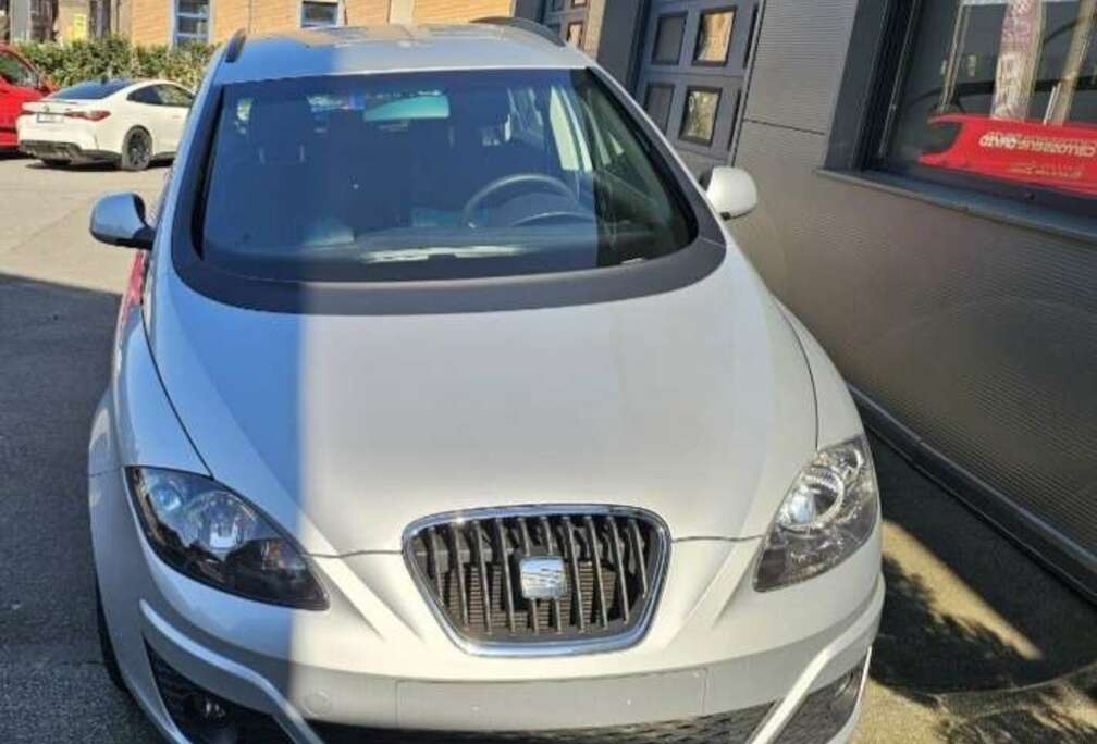 SEAT 1.6 CR TDi Style Copa DPF