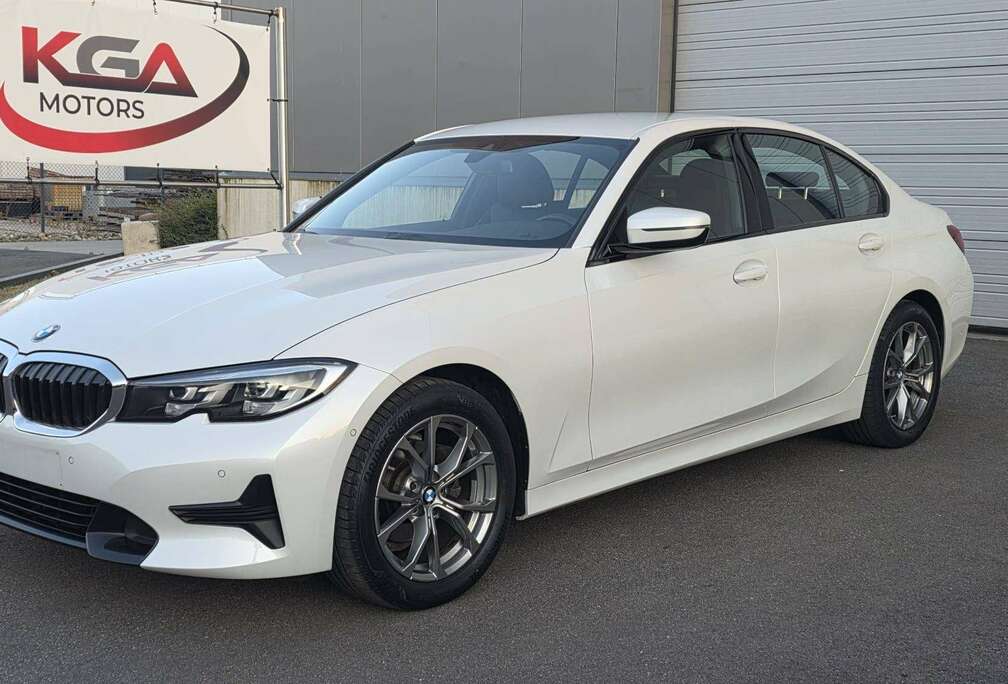BMW BMW 3 Series 318d Sport Line - Diesel - Automatic