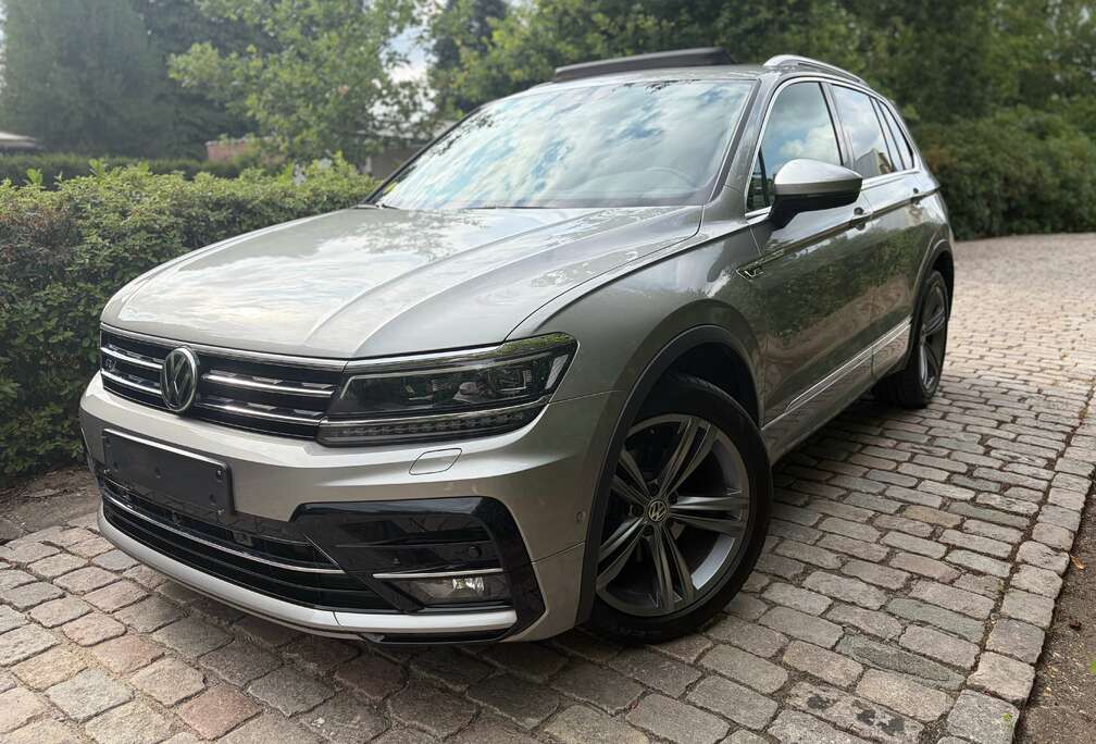 Volkswagen 2.0 TDi SCR 4Motion R-line  ### 131000 km ###