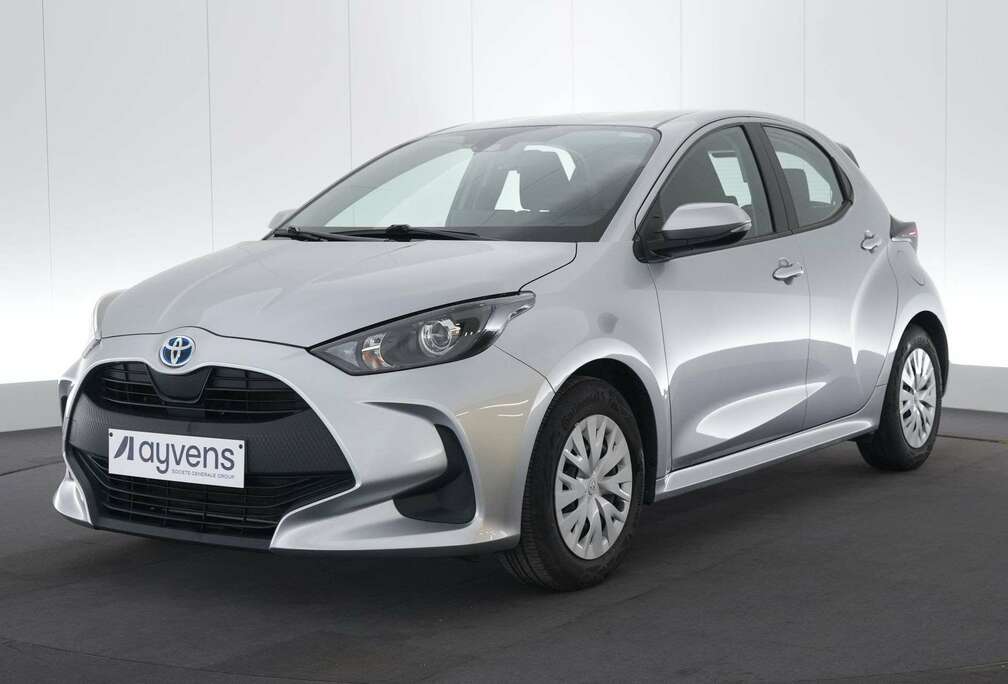 Toyota 1.5 VVT-I HEV Dynamic E-CVT CAM Carplay Cruise Ctr