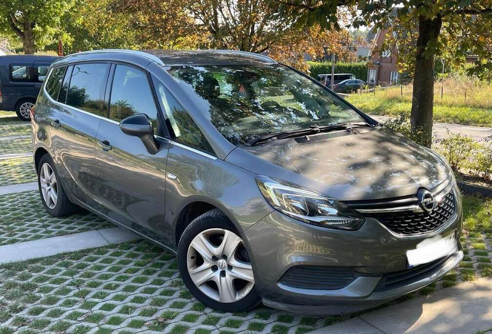 Opel AUTOMATIQUE // 7 PLACES // TRÈS BELLE ÉTAT