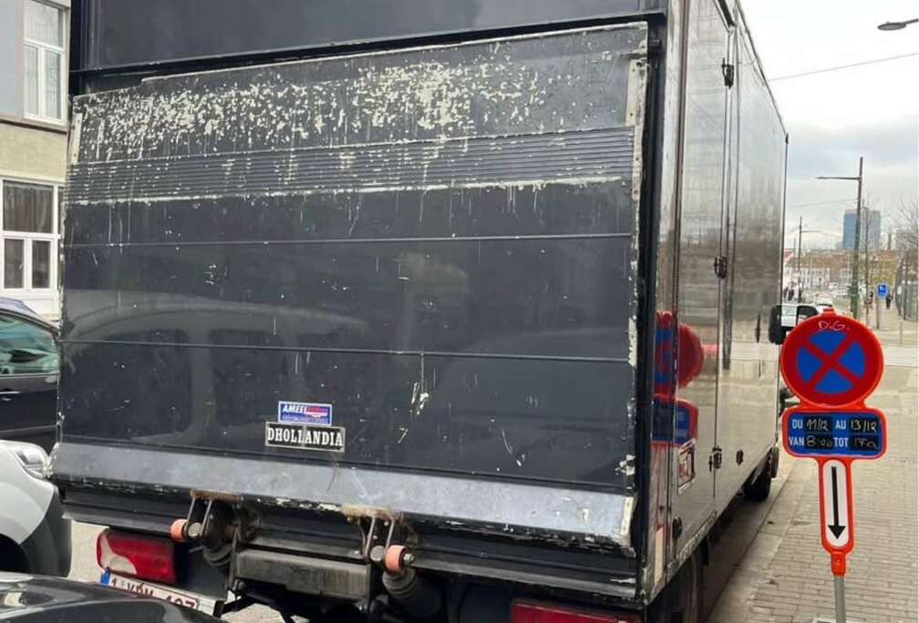 Mercedes-Benz mercedes sprinter 516 annee 2010 gsm 0489778709