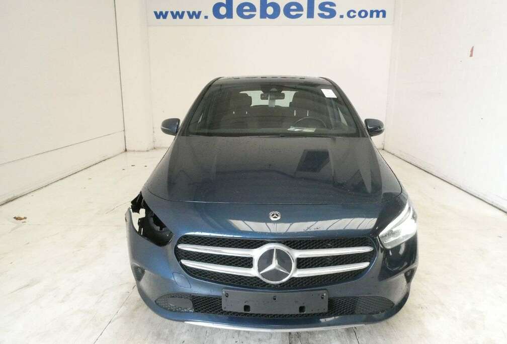 Mercedes-Benz B 220