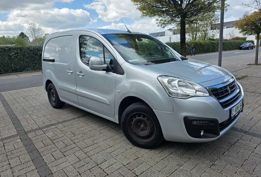 Peugeot 1.6 BlueHDi L1 H1-AUT0MATIQUE _3 PLACES-etat neuf-