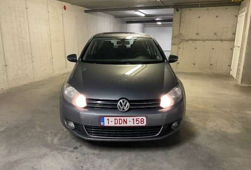 Volkswagen Golf 1.6 CR TDi Highline DPF DSG