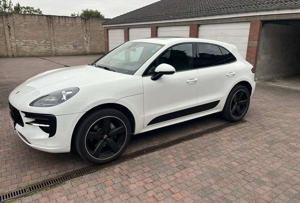 Porsche Macan 2.0 Turbo PDK