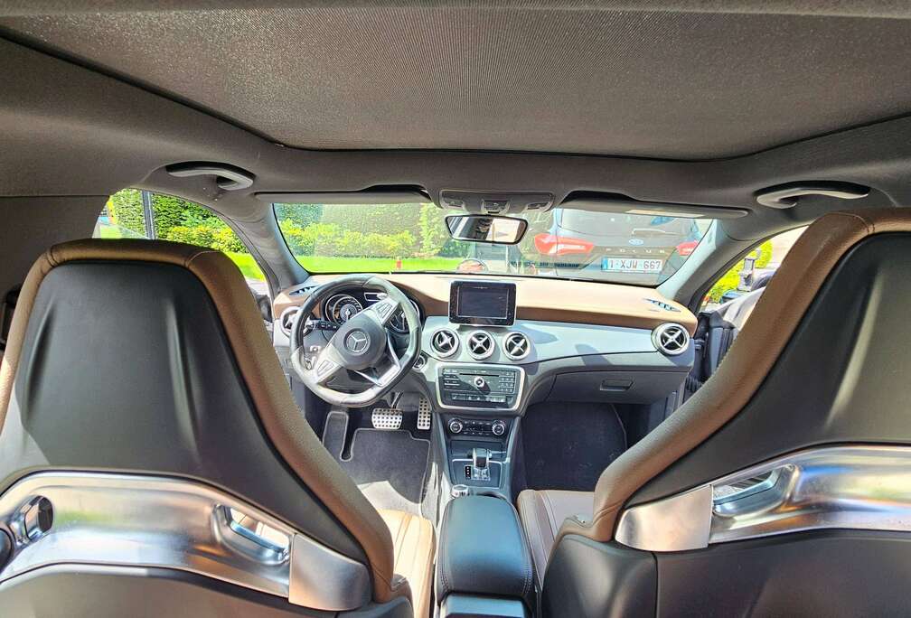 Mercedes-Benz CLA 45 AMG 4-Matic