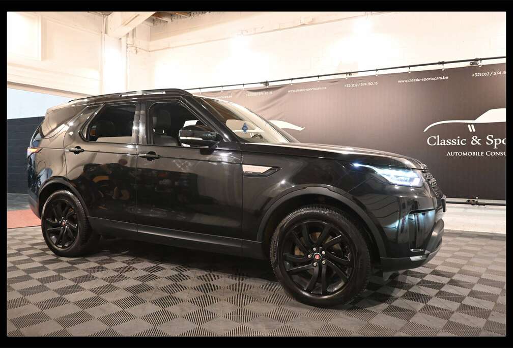 Land Rover Discovery 5 2.0 SD4 / BLACK / 7 PLACES / 7 SEATS / 7 PLAATS / VICTORINOX / CAMERA / PANO / XENON / LEDS / FULL