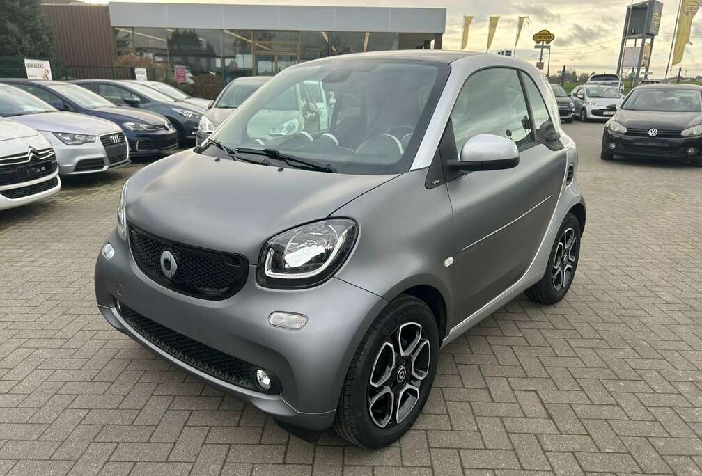Smart Fortwo coupé 1.0i Prime DCT