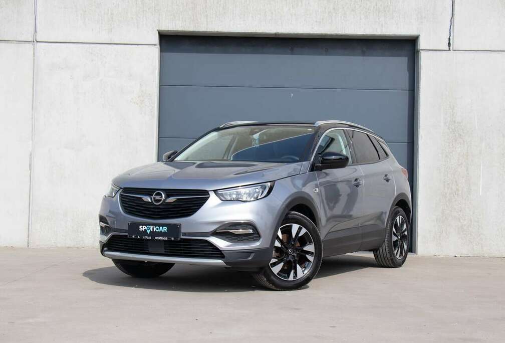 Opel 1..2 AT 130PK INNOVATION CAMERA|NAVI|KEYLESS