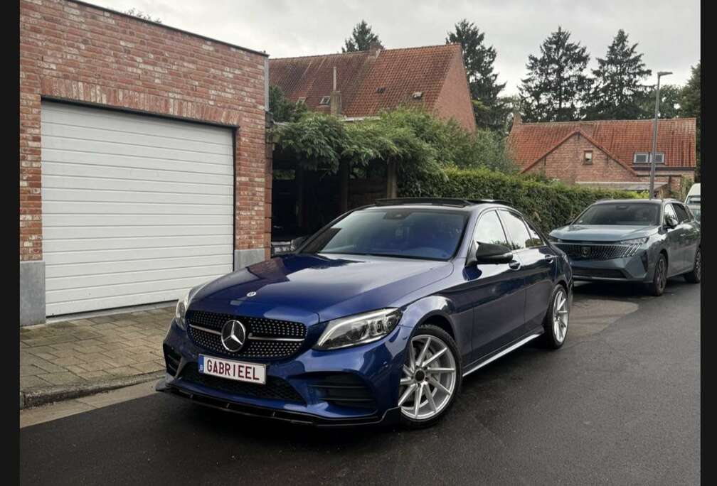 Mercedes-Benz d 9G-TRONIC AMG Line