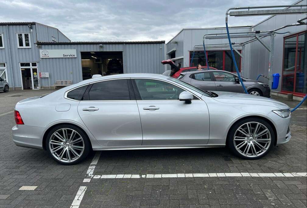 Volvo S90 D3 Geartronic Momentum Pro