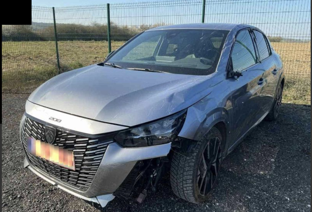 Peugeot 208 1.2i PureTech GT GT