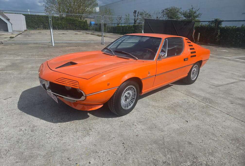 Alfa Romeo V8  Perfecte staat - motor gereviseerd