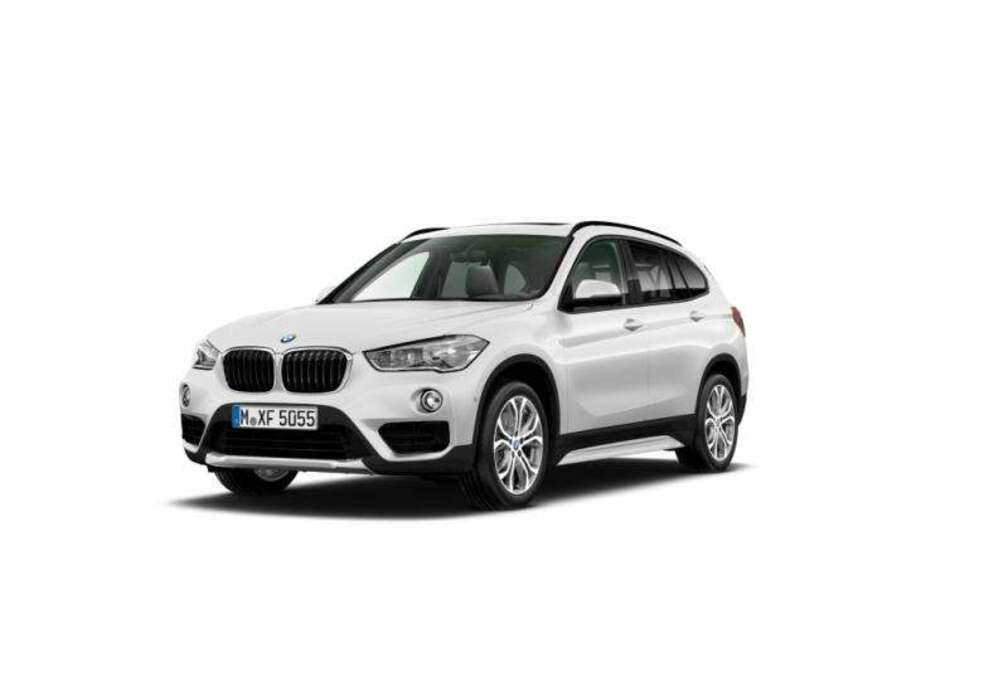 BMW xDrive20-Pano-Camera-Sportline-Sportstoelen-Navi