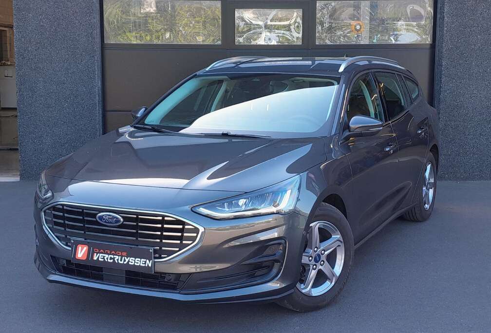Ford Focus Clipper 1.0 EcoBoost MHEV Titanium