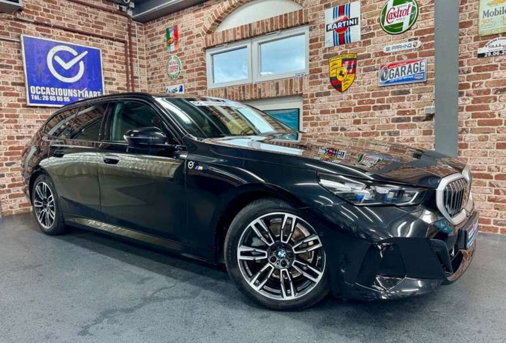 BMW 520dA Touring 2.0 197cv Auto xDrive M-SPORT