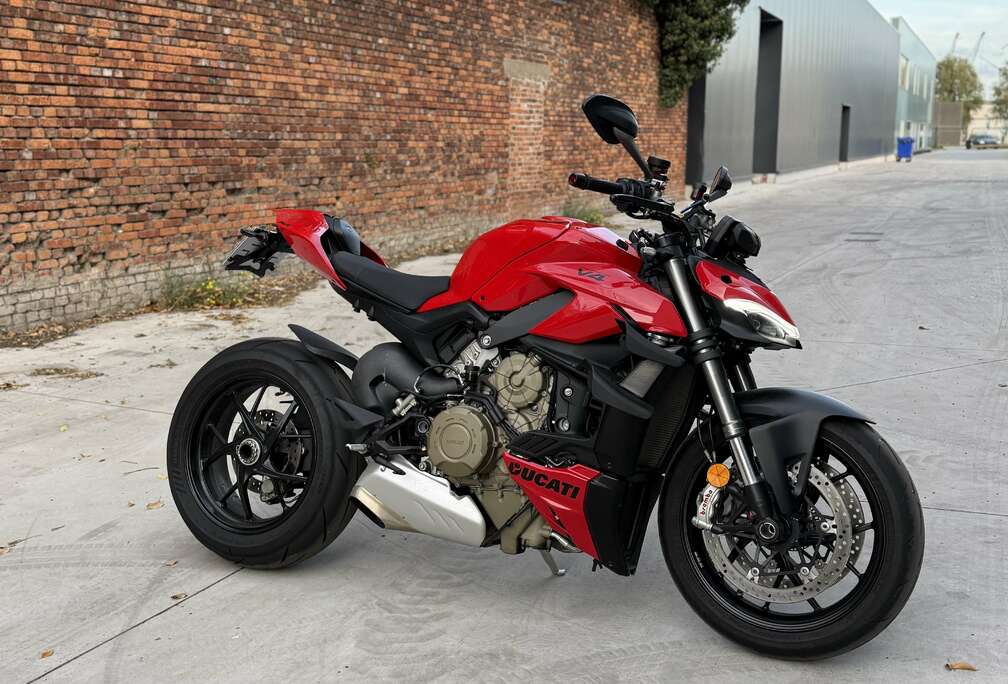 V4