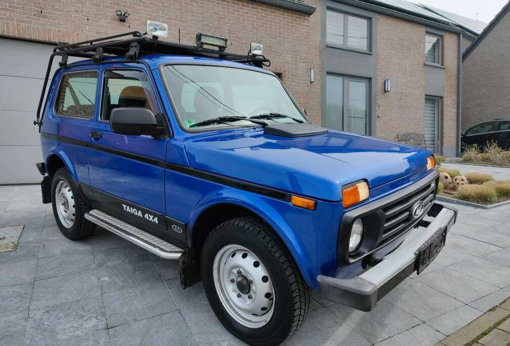 Lada Niva 1.7i