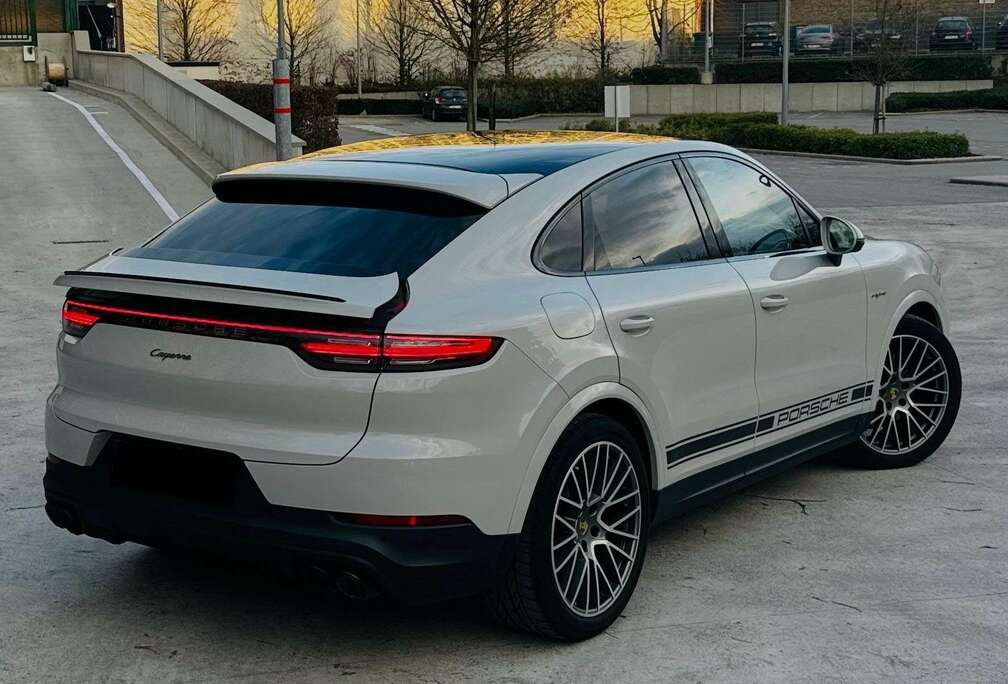 Porsche E-Hybrid Tiptronic S Platinum Edition