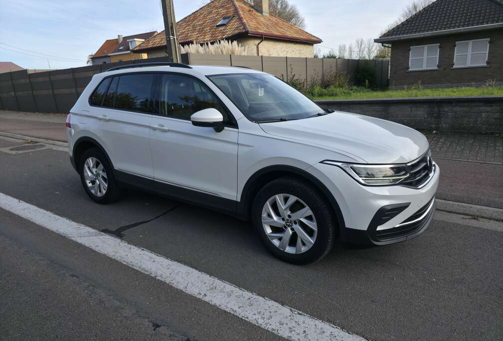 Volkswagen 2.0 TDi SCR 4Motion Life Business DSG 1EIG.