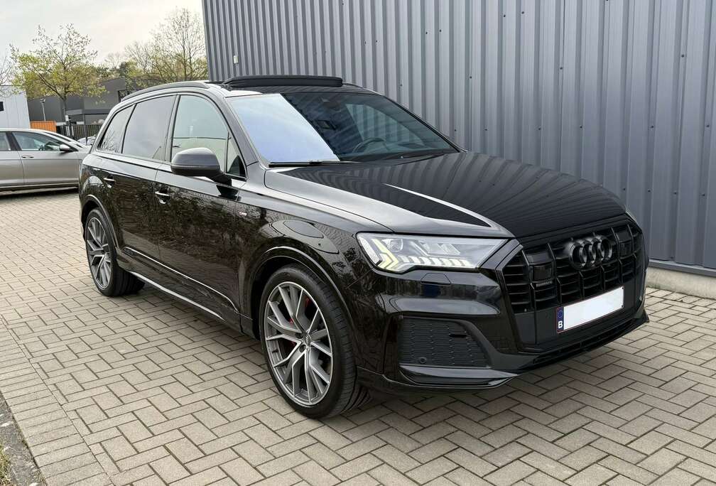 Audi Audi Q7 50TDI S-Line/Facelift/Pano/7-zits/Full Opt