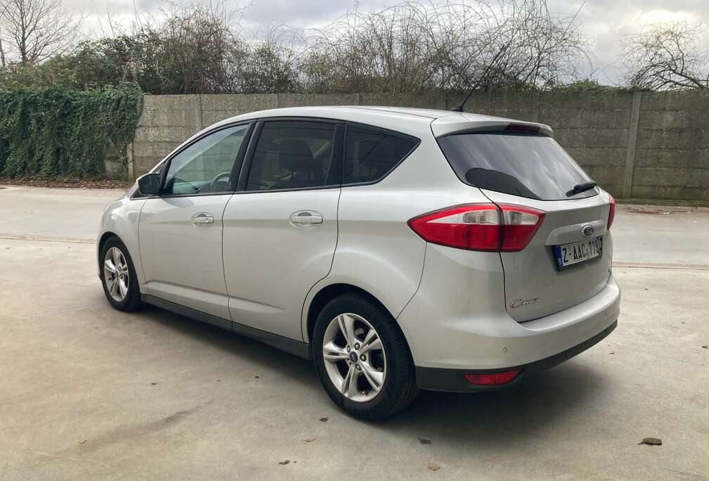 Ford benzine 2013 met 129000km*GROOT ONDERHOUD*EURO5