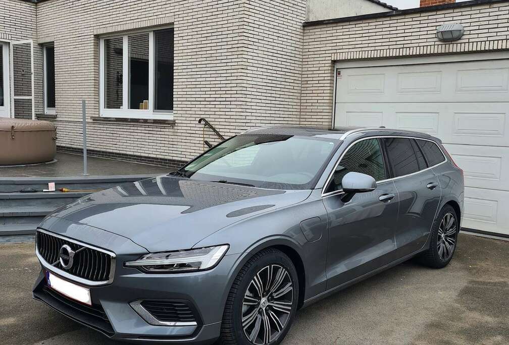 Volvo 2.0 T6 AWD PHEV Inscription Expression