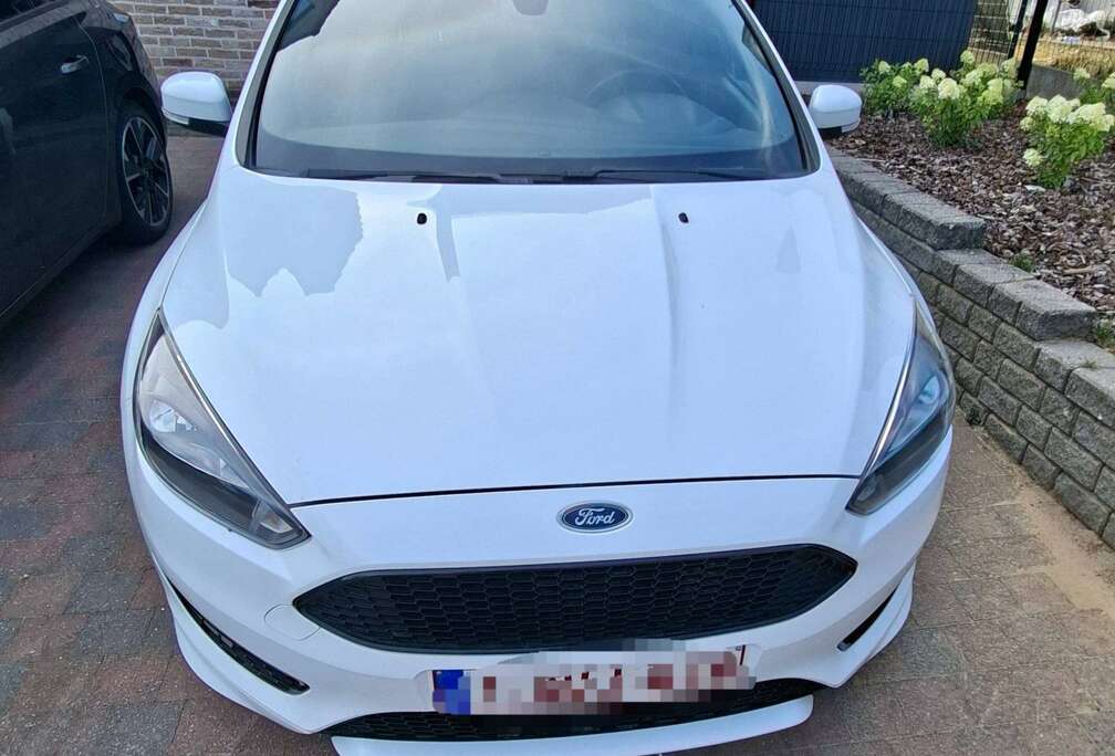 Ford Focus 1.0 EcoBoost ST Line