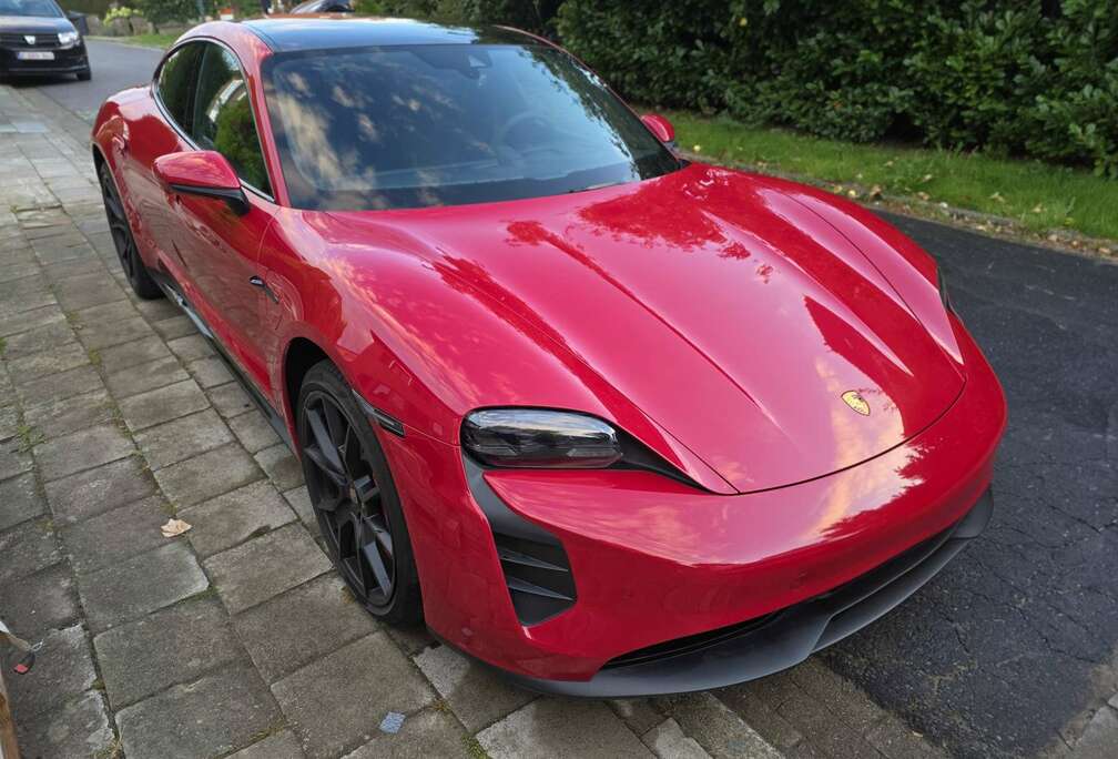 Porsche 93.4 kWh GTS