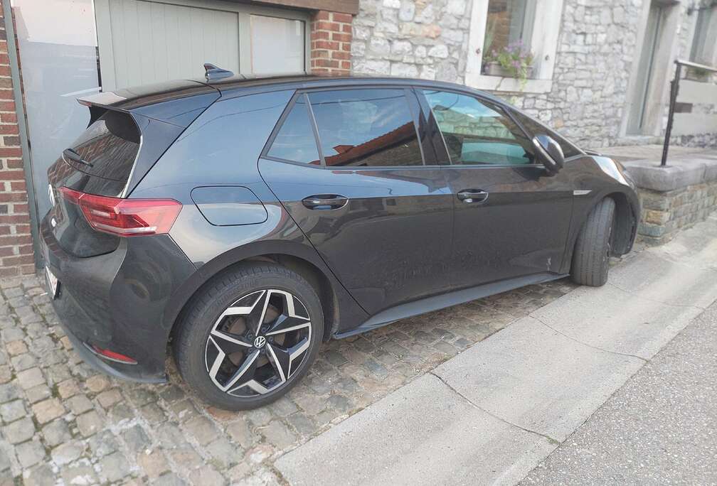 Volkswagen ID.3 77 kWh Pro S Business Premium 4pl. .